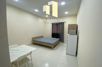 Apartment - Studio - 1 Bathroom for rent in Zinj - Manama - Capital Governorate