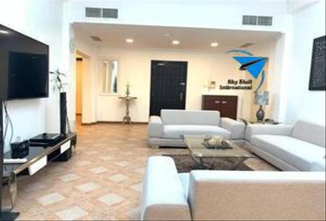 805075 - Property Image 2