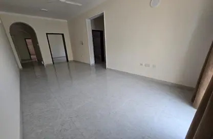 Apartment - 3 Bedrooms - 2 Bathrooms for rent in Hidd - Muharraq Governorate