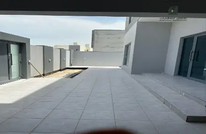 Villa - 4 Bedrooms - 5 Bathrooms for sale in Bu Quwah - Northern Governorate