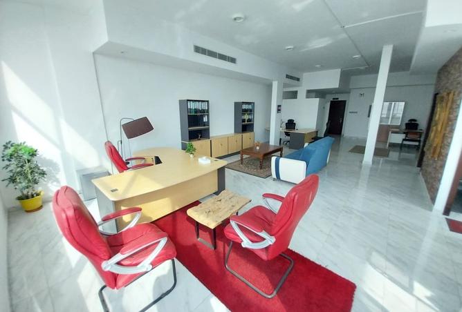 978229 - Property Image 3