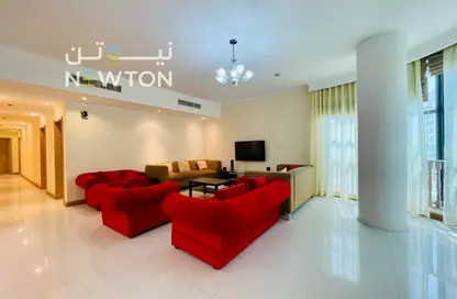 Apartment - 3 Bedrooms - 4 Bathrooms for rent in Seef - Capital Governorate