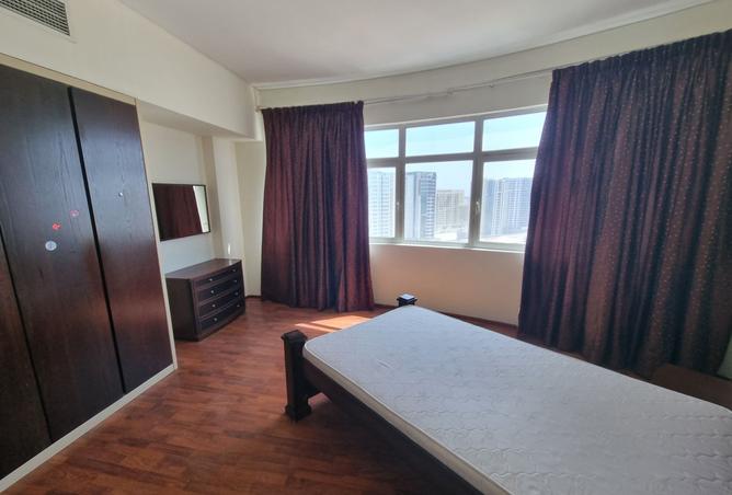 957528 - Property Image 3