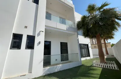 وحدة طبية - استوديو - 4 حمامات للايجار في المرخ - المحافظة الشمالية