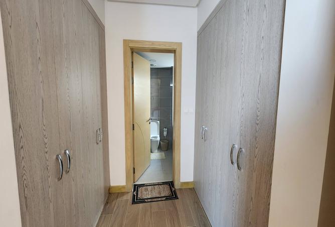 958855 - Property Image 2