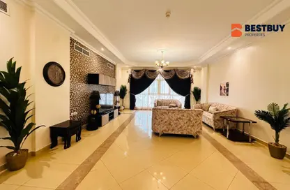 Apartment - 3 Bedrooms - 3 Bathrooms for rent in Al Juffair - Capital Governorate
