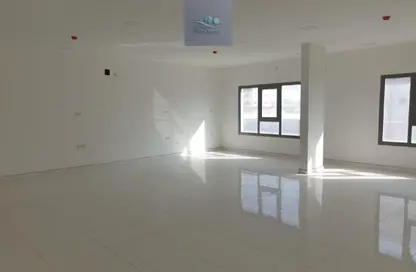 Office Space - Studio - 2 Bathrooms for rent in Tubli - Central Governorate