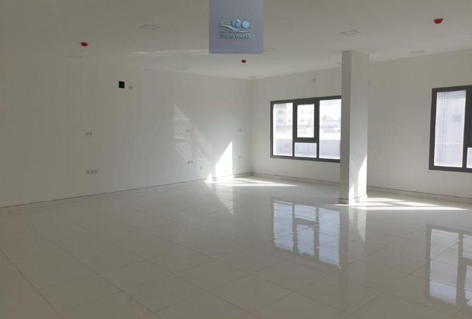 975998 - Property Main Image