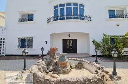 Villa - 6 Bedrooms - 6 Bathrooms for sale in Sanad - Central Governorate