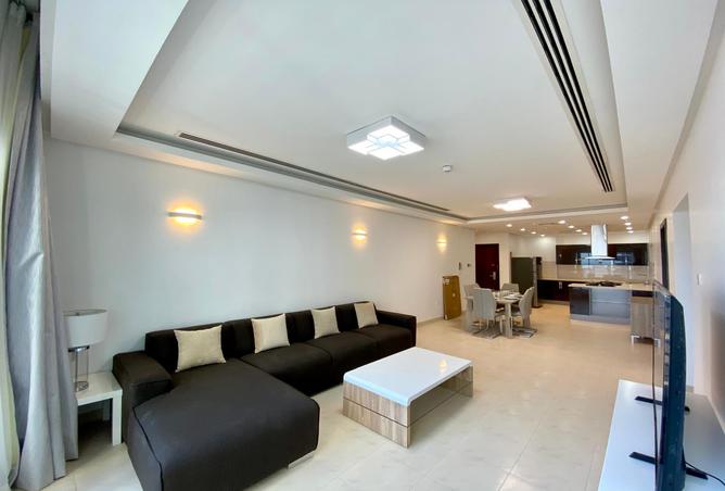 975256 - Property Image 2