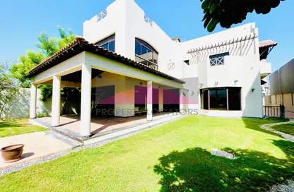 فيلا - 6 غرف نوم - 7 حمامات للايجار في الجنبية - المحافظة الشمالية