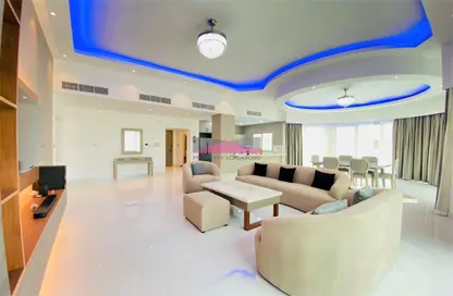 Apartment - 3 Bedrooms - 2 Bathrooms for rent in Al Juffair - Capital Governorate