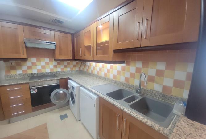 962297 - Property Image 2