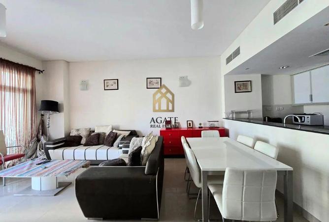 977820 - Property Image 2