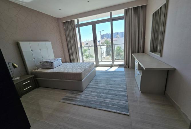 962901 - Property Image 2