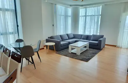 Apartment - 2 Bedrooms - 3 Bathrooms for rent in Sanabis - Manama - Capital Governorate