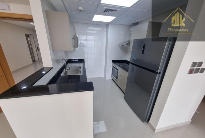 956095 - Property Image 3