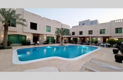 Villa - 2 Bedrooms - 3 Bathrooms for rent in Al Juffair - Capital Governorate
