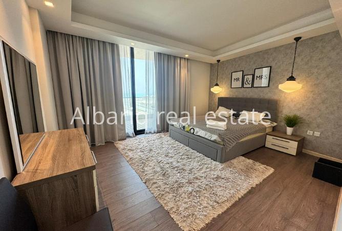 971669 - Property Image 2