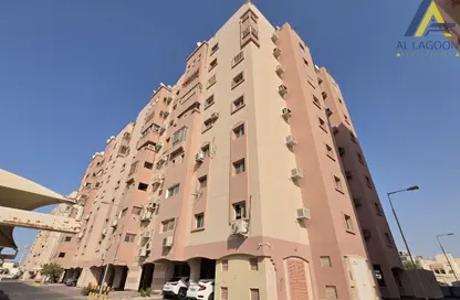 Apartment - 3 Bedrooms - 3 Bathrooms for sale in Hamad Town - Northern Governorate