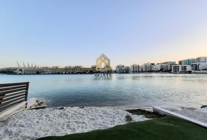 979789 - صورة العقار 3