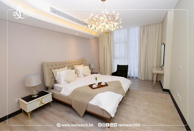 956063 - Property Main Image