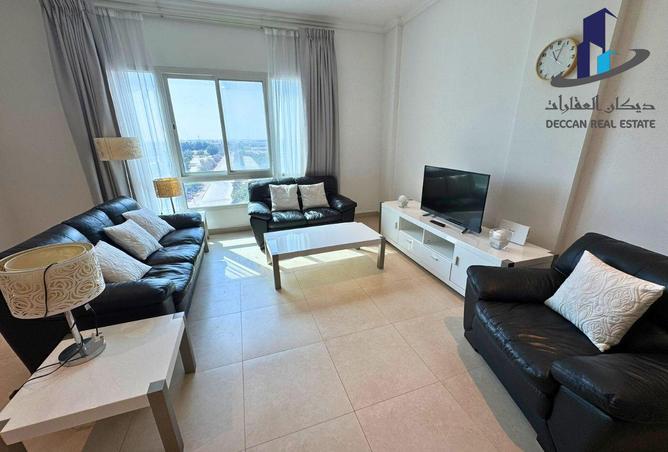 978400 - Property Image 2