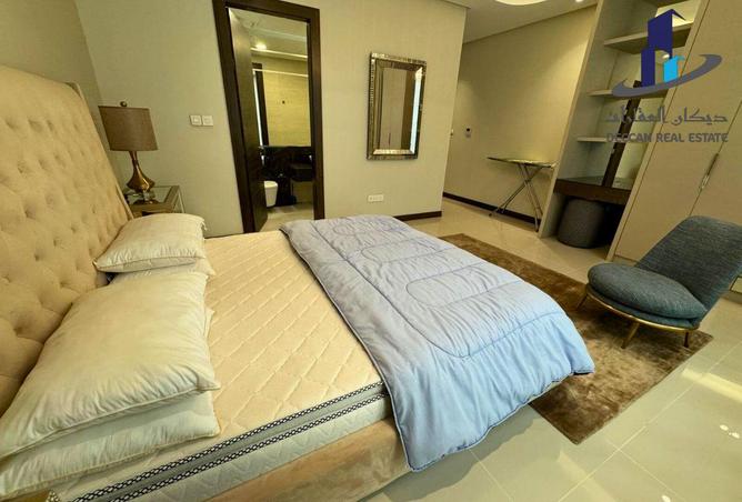 989252 - Property Image 2