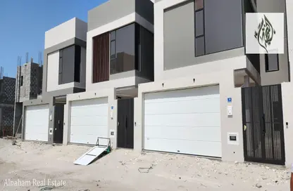 Villa - 4 Bedrooms - 5 Bathrooms for sale in Busaiteen - Muharraq Governorate