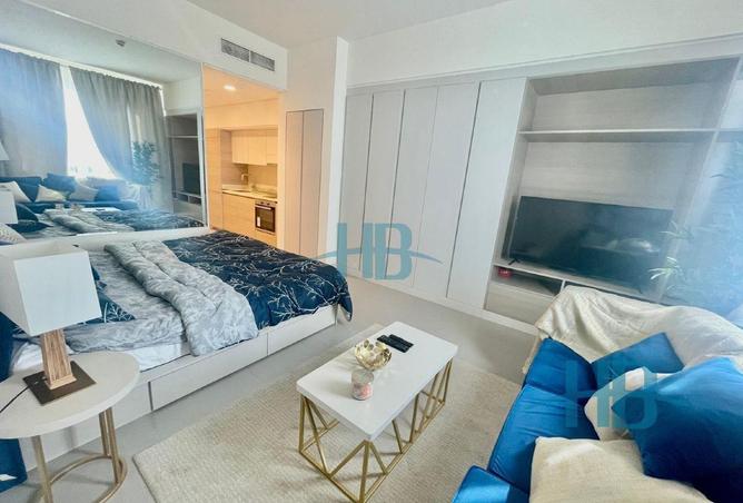 987250 - Property Image 2