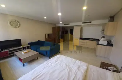Living / Dining Room image for: Apartment - Studio - 1 Bathroom for sale in Al Juffair - Capital Governorate, Image 1