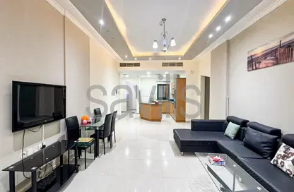 Apartment - 2 Bedrooms - 2 Bathrooms for rent in Al Juffair - Capital Governorate