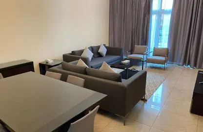 Apartment - 2 Bedrooms - 3 Bathrooms for rent in Al Juffair - Capital Governorate
