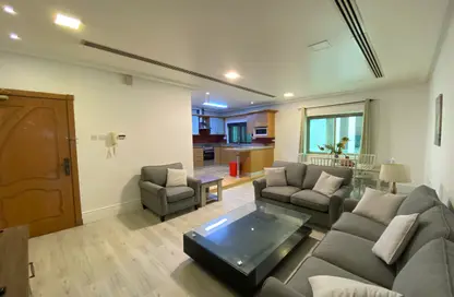 Apartment - 2 Bedrooms - 2 Bathrooms for rent in Mahooz - Manama - Capital Governorate