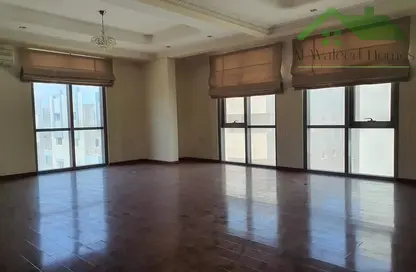Apartment - 2 Bedrooms - 2 Bathrooms for rent in Hidd - Muharraq Governorate