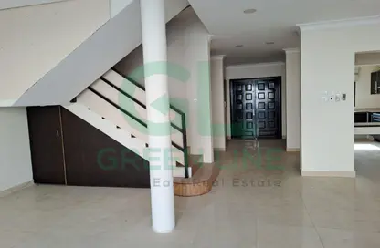 Villa - 3 Bedrooms - 4 Bathrooms for rent in Al Juffair - Capital Governorate