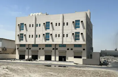 عمارة بالكامل - استوديو - 8 حمامات للبيع في راس زوييد - المحافظة الجنوبية