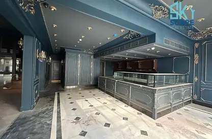 Shop - Studio - 2 Bathrooms for rent in Seef - Capital Governorate