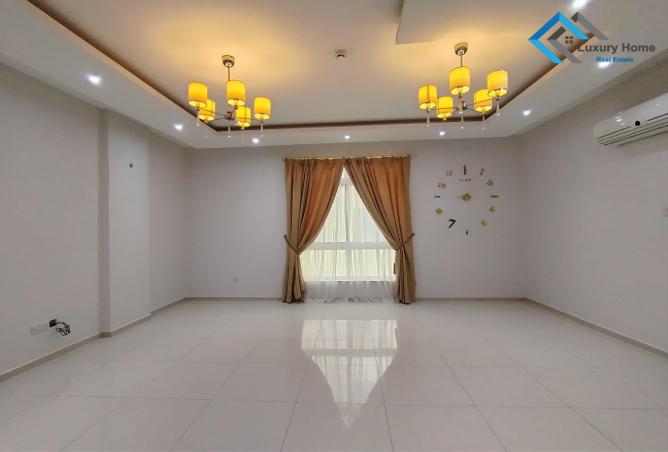 958098 - Property Image 2