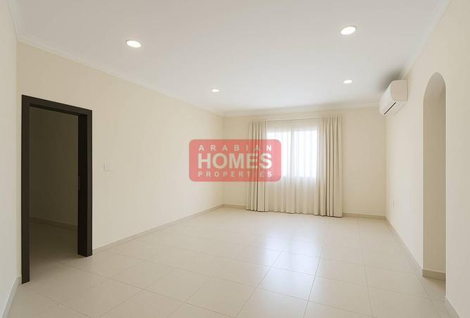 972684 - Property Image 3