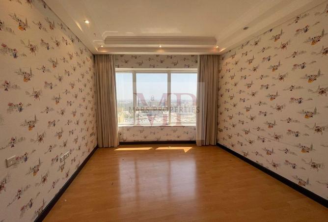 952672 - Property Image 2