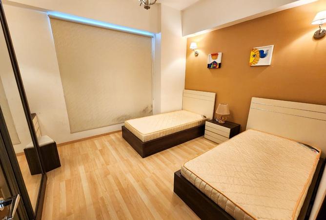 957804 - Property Image 2
