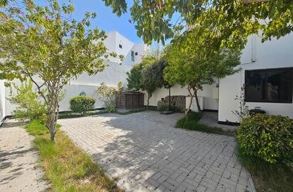 Villa - 3 Bedrooms - 4 Bathrooms for rent in Galali - Muharraq Governorate