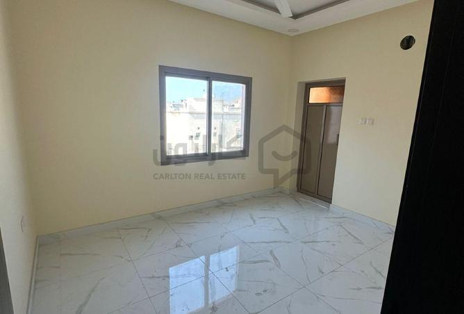 954371 - Property Image 3