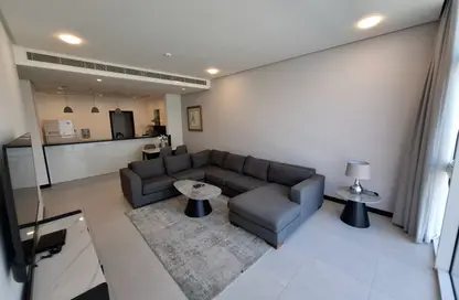 Apartment - 2 Bedrooms - 3 Bathrooms for rent in Reef Island - Capital Governorate