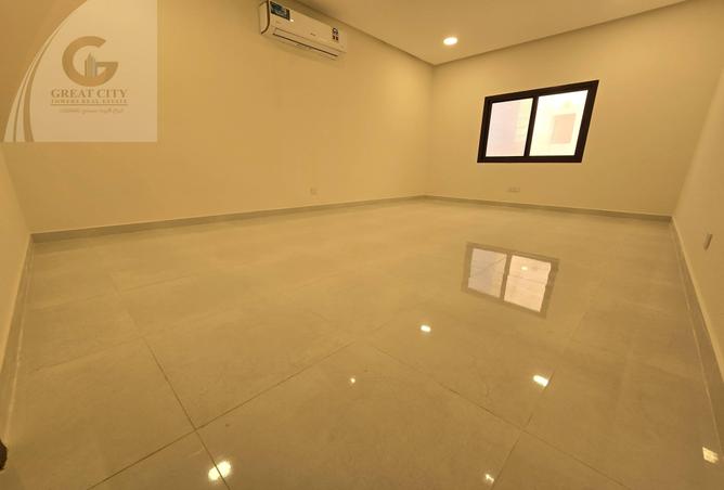 977986 - Property Image 3