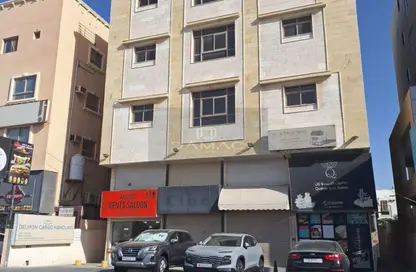 عمارة بالكامل - استوديو - 8 حمامات للبيع في قلالي - المحرق