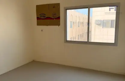 Apartment - 2 Bedrooms - 1 Bathroom for rent in Gudaibiya - Manama - Capital Governorate