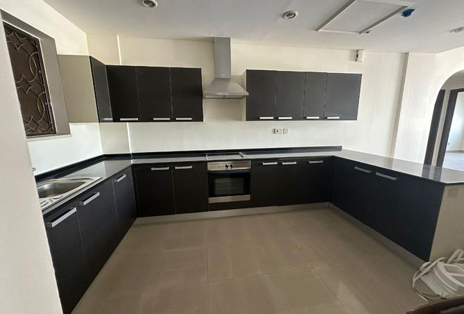 992341 - Property Image 3