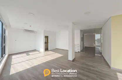 Office Space - Studio - 2 Bathrooms for rent in Janabiya - Northern Governorate